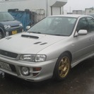 インプレッサ 2.0 WRX 4WD ターボ　5速マニュアル車