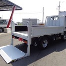 キャンター 積載2トン　垂直ゲート600kg(85cm) 