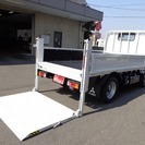 キャンター 積載2トン　垂直ゲート600kg(116.5cm) 