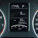 ポロ TSI コンフォートライン ブルーモーション テクノロジー 当社管理車両/アイドリングストップ機能の画像