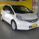  ホンダ フィットハイブリッド 1.3 ナビプレミアムセレクション　 （パール） ハッチバックの画像