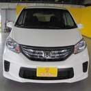  ホンダ フリードハイブリッド 1.5 ジャストセレクション+　 （パール） ミニバンの画像