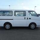  日産 キャラバン 2.0 DX ロングボディ　・低床・ナビ新品 （ホワイト） ミニバンの画像