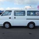  日産 キャラバン 2.0 DX ロングボディ　・低床・ナビ新品 （ホワイト） ミニバンの画像