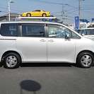  トヨタ ノア 2.0 X Lセレクション サイドリフトアップシート装着車　・パワスラ （シルバー） ミニバンの画像