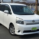  トヨタ ヴォクシー 2.0 X　 （ホワイト） ミニバン
