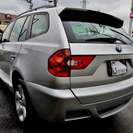  ＢＭＷ X3 3.0i 4WD　エアロダイナミックP/革&ヒ-タ-/ETC/AW （シルバー） クロカン・ＳＵＶの画像