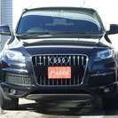  アウディ Q7 クワトロSライン　後期　ディーラー車　キーレスゴー　7シートPKG　黒革シート （ブラック） クロカン・ＳＵＶの画像