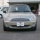  ミニ ミニ クーパー　Pスタート/パーソナルナビ/純正アルミ （ゴールドブラックツートン） ハッチバックの画像