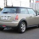  ミニ ミニ クーパー　Pスタート/パーソナルナビ/純正アルミ （ゴールドブラックツートン） ハッチバックの画像