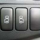  トヨタ アイシス 1.8 プラタナ リミテッド　HDDナビ付 （ブラック） ミニバンの画像