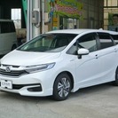  ホンダ シャトル 1.5 ハイブリッド X　禁煙車　インターナビ （パールホワイト） ステーションワゴンの画像