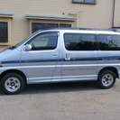  トヨタ ハイエースレジアス 3.0 ウインドツアラー ディーゼルターボ 4WD　 （シルバー） ミニバンの画像