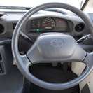  トヨタ ダイナアーバンサポーター トヨエースダイナアーバンサポータDX　禁煙ワンオーナー車・ETC・AT車 （ホワイト） ミニバンの画像