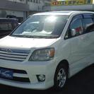 トヨタ ノア 2.0 S　ツインサンルーフ　ナビTV （パール...