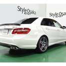  ＡＭＧ Eクラス E63　D車 右ハンドル AMG19アルミ 禁煙車 （カルサイトホワイト） セダンの画像