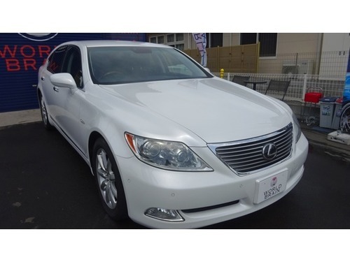 レクサス LS 460LS460 ラグジュアリーセダン （パールホワイト
