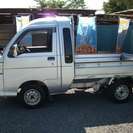  ダイハツ ハイゼットトラック 660 ジャンボ 3方開 4WD　A/C PS （シルバー） トラック　軽自動車の画像