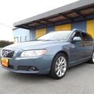 ボルボ V70 T6 AWD TE 4WD　ピアリッツブルーメタリック （ブルーメタリック） ステーションワゴンの画像