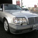  メルセデス・ベンツ Eクラス E500　ディーラー車 （シルバ...