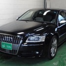  アウディ S8 5.2 4WD　カーボンセラミックブレーキ　マルチナビ （ファントムブラックパールエフェクト） セダンの画像