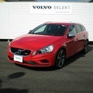  ボルボ V60 T4 Rデザイン　弊社ワンオーナー下取車 （パッションレッド） ステーションワゴンの画像