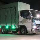  三菱 キャンターガッツ 2.0 全低床 DX　 （ホワイト） トラックの画像