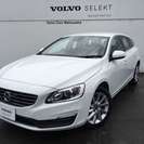  ボルボ V60 T3 SE　 （アイスホワイト） ステーションワゴンの画像