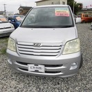  トヨタ ノア 2.0 X Vセレクション　 （シルバー） ミニバン