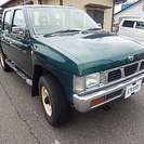  日産 ダットサン 2.7 ダブルキャブ AD ディーゼルターボ 4WD　 （グリーン） ピックアップトラックの画像