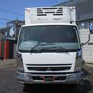  三菱 ファイター 冷蔵・冷凍車・増トン車　 （ホワイト） トラックの画像