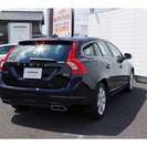  ボルボ V60 D4 SE ディーゼルターボ　弊社デモカー　レザー&ファミリーPKG （オニキスブラックメタリック） ステーションワゴンの画像
