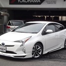  トヨタ プリウス 1.8 A プレミアム ツーリングセレクション　 （パールホワイト） ハッチバックの画像