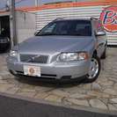 ボルボ V70 ベースモデル　1オーナー　黒本革シートH　純正HDDナビ （シルバーメタリック） ステーションワゴンの画像