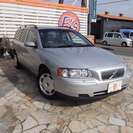 ボルボ V70 ベースモデル　1オーナー　黒本革シートH　純正HDDナビ （シルバーメタリック） ステーションワゴンの画像