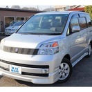  トヨタ ヴォクシー 2.0 V　エアロバージョン （シルバー）...
