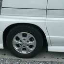  日産 エルグランド 3.5 ライダー　フリップダウンモニター （パールホワイト） ミニバンの画像