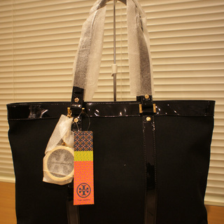 TORY BURCH(トリーバーチ)CANVAS JANE TOTE ブラック　新品未使用