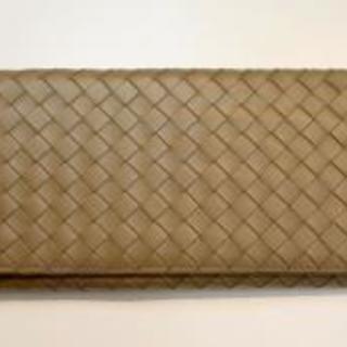 BOTTEGA VENETA(ボッテガヴェネタ)　長財布　ベージュ　中古　ランク「AB」