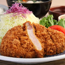 とんかついなば和幸　＆　飛騨の高山ラーメン　京王八王子店　ホール...