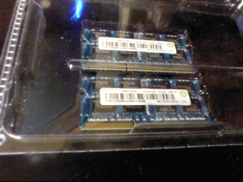 ノートパソコン用メモリ　8GB（4GB×2）