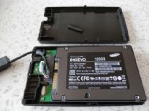 【ソニーウォークマンとの交換希望】SSD　120GB売ります