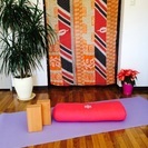 お子様連れOKセミプライベートヨガレッスンDEVI  YOGA ...