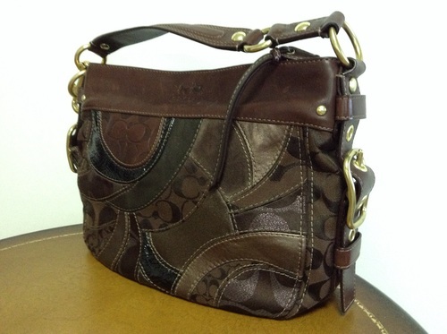 コーチバック  COACH