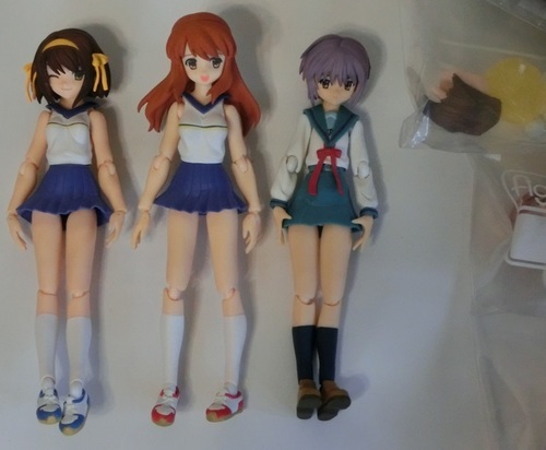 【卒業記念】Figma涼宮ハルヒ他＋Figmaサイズの小物多数