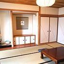 近鉄学園前駅より徒歩８分、閑静な住宅街の一戸建ての女性専用シェアハウスです。の画像