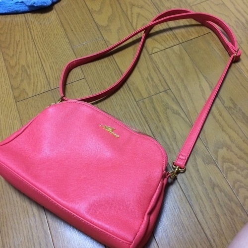 ショルダーバッグ