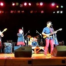 シンセ、ピアノ、キーボード弾ける方、バンドで演奏しませんか？