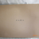 ７月3000円引き！ZARA華やかなデザインワンピース。新品ビラと箱付.７８００円！いま４８００円！の画像
