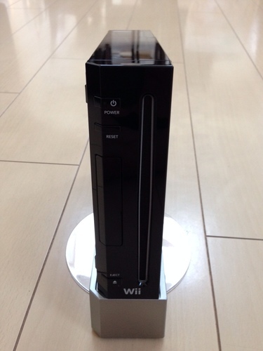 Wii本体（センサーバー、リモコン、ヌンチャク無し）